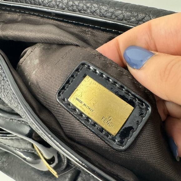 Fendi B. Bis Vintage Black Leather Flap Shoulder Bag - Picture 7 of 11